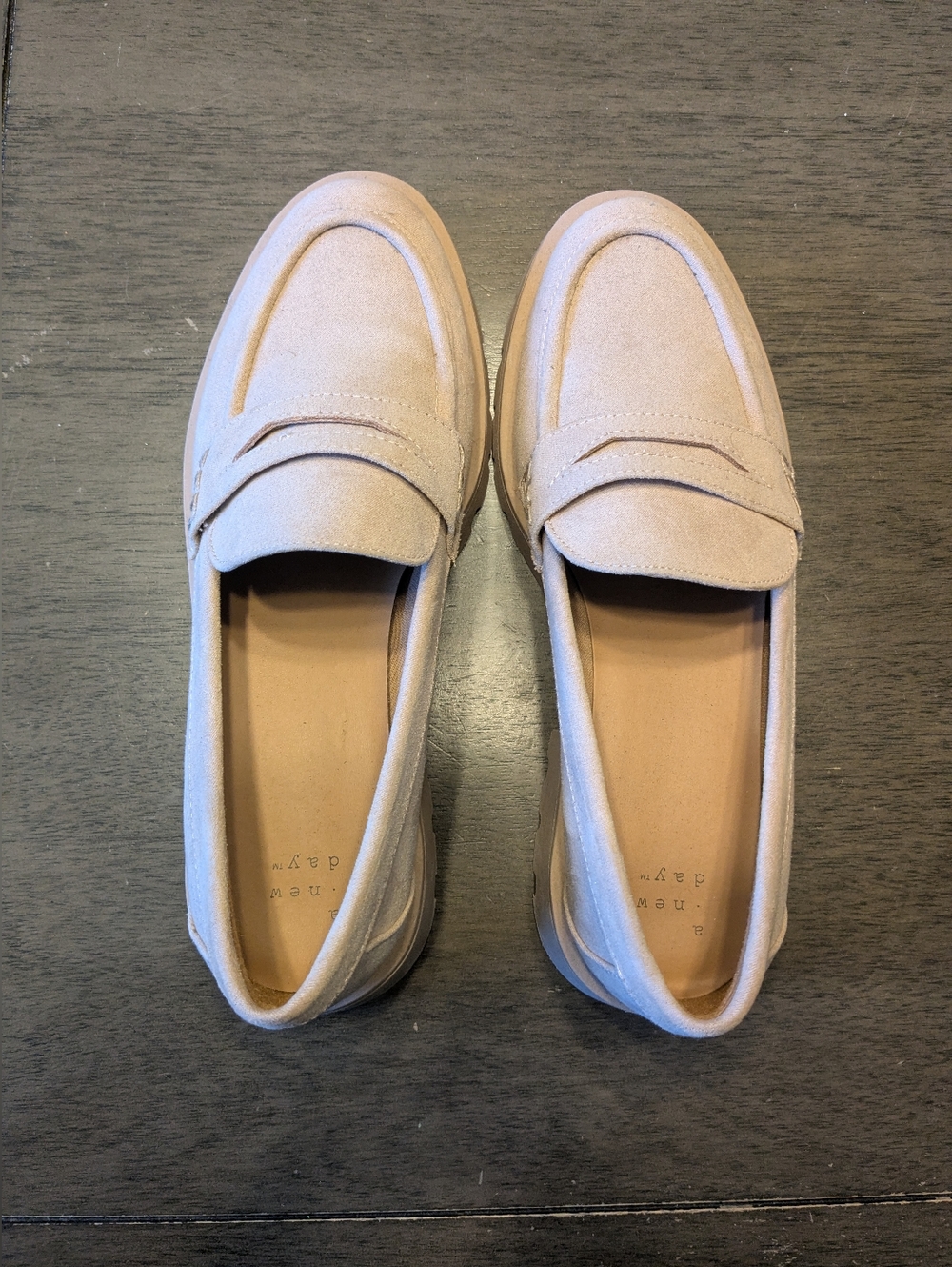 A New Day Womens Shoes Size 7.5 Archie Loafers Light Brown Casual Slip On